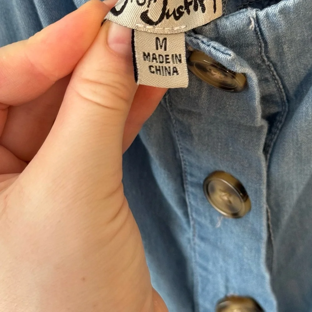 Dress - Picture 3 of 4